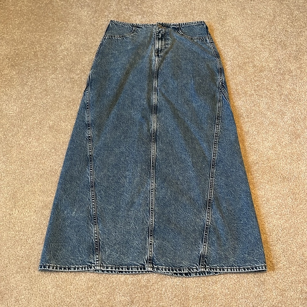 Aline Denim Skirt - Picture 2 of 5